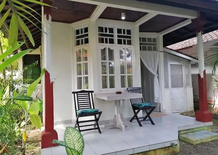 Villa Sekar Anggrek * Candidasa